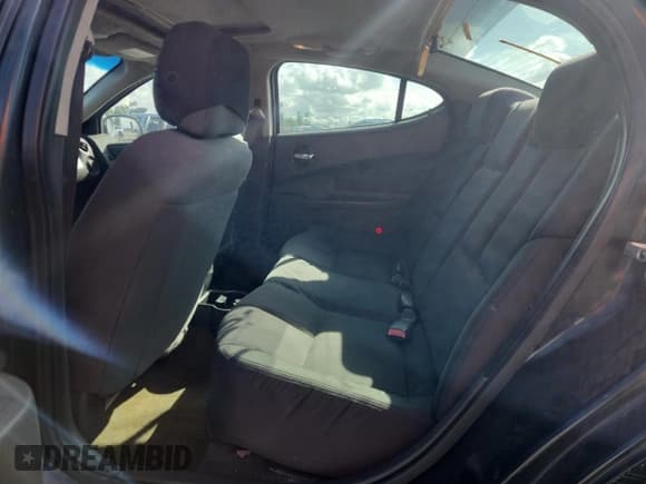 ✅ 2005 Pontiac Grand Prix GTP • VIN: 2G2WR524851162133 • Lot: 92885525. Listed on Copart with 173,117 mi. Free auction sales archive from the USA and detailed vehicle history report at DreamBid. Image 10.