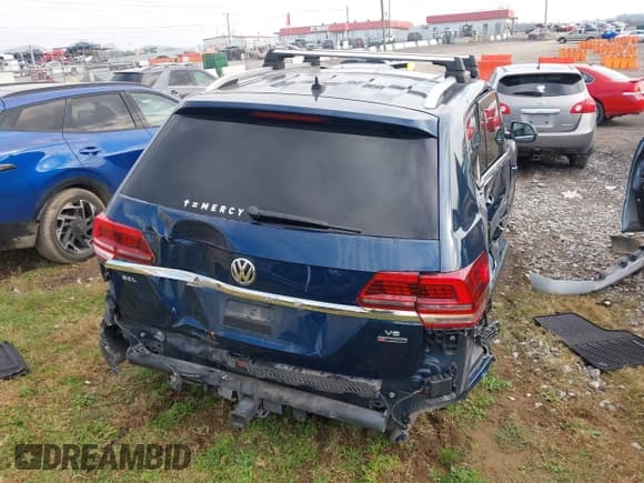 ✅ 2018 Volkswagen Atlas SEL Premium • VIN: 1V2NR2CA5JC514940 • Lot: 43771126. Listed on IAAI with 120,189 mi. Free auction sales archive from the USA and detailed vehicle history report at DreamBid. Image 17.