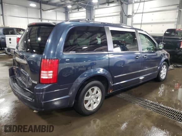 ✅ 2009 Chrysler Town & Country Touring • VIN: 2A8HR54129R630669 • Лот: 84457775. Опубликован ранее на Copart с пробегом 144 910 миль. Бесплатный доступ к архиву аукционных продаж из США и подробный отчёт об истории автомобиля на DreamBid. Изображение 3.