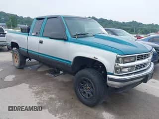 1995 Chevrolet Silverado 1500 with VIN 1GCEK19K5SE119498, listed as a IAAI auction lot 42487389 with 203,310 mi miles and . Bid and sale history available at DreamBid. Image 1.
