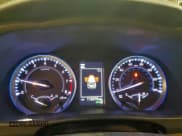 ✅ 2018 Toyota Highlander SE • VIN: 5TDJZRFH1JS551905 • Lot: 93914065. Wystawiony na Copart z przebiegiem 112 276 mil. Bezpłatny archiwum sprzedaży aukcyjnych z USA i szczegółowy raport historii pojazdu na DreamBid. Zdjęcie 9.