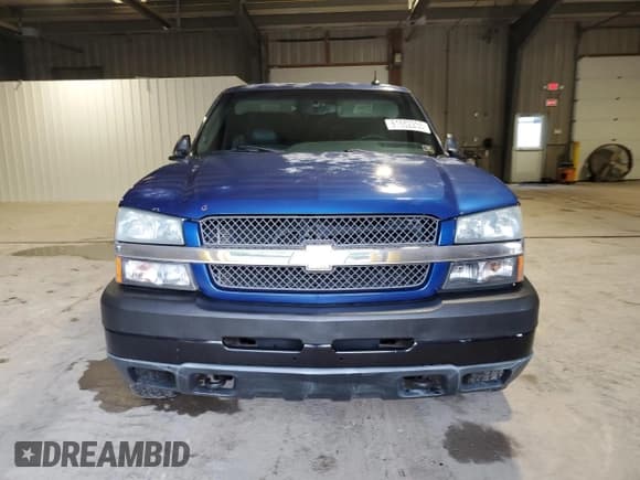 ✅ 2003 Chevrolet Silverado 2500HD LS • VIN: 1GCHC29U03E169549 • Лот: 61552235. Опубликован ранее на Copart с пробегом 364 288 миль. Бесплатный доступ к архиву аукционных продаж из США и подробный отчёт об истории автомобиля на DreamBid. Изображение 5.