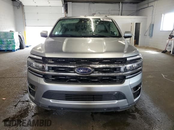 ✅ 2024 Ford Expedition Limited • VIN: 1FMJU1K80REA50443 • Lot: 71994905. Wystawiony na Copart z przebiegiem 39 291 mil. Bezpłatny archiwum sprzedaży aukcyjnych z USA i szczegółowy raport historii pojazdu na DreamBid. Zdjęcie 5.