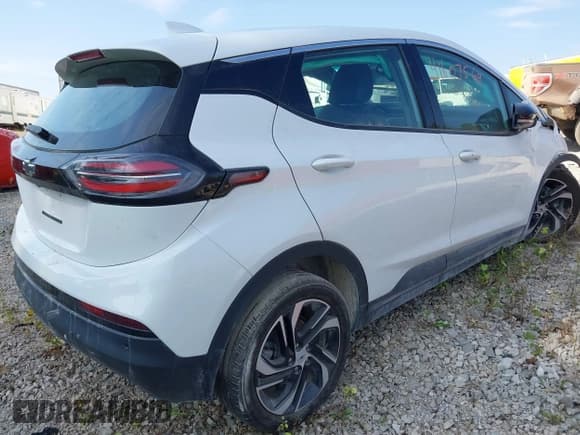 ✅ 2023 Chevrolet Bolt EV 2LT • VIN: 1G1FX6S04P4115380 • Lot: 41607569. Listed on IAAI with Not provided. Free auction sales archive from the USA and detailed vehicle history report at DreamBid. Image 4.