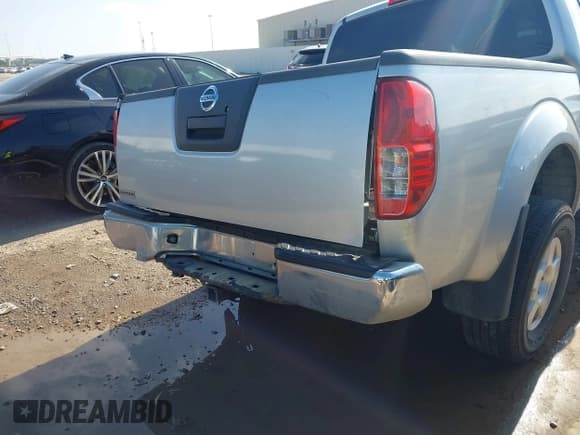 ✅ 2008 Nissan Frontier SE • VIN: 1N6AD07U88C444509 • Lot: 43887140. Listed on IAAI with 100,063 mi. Free auction sales archive from the USA and detailed vehicle history report at DreamBid. Image 17.