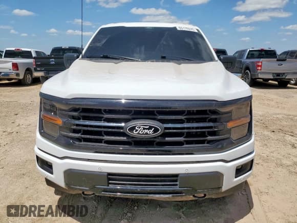 ✅ 2024 Ford F-150 XLT • VIN: 1FTFW3L55RFA92072 • Lot: 65170245. Wystawiony na Copart z przebiegiem 31 200 mil. Bezpłatny archiwum sprzedaży aukcyjnych z USA i szczegółowy raport historii pojazdu na DreamBid. Zdjęcie 5.