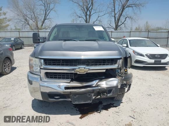 ✅ 2009 Chevrolet Silverado 2500HD LT • VIN: 1GCHK54K39F137899 • Лот: 42070451. Опубликован ранее на IAAI с пробегом 174 876 миль. Бесплатный доступ к архиву аукционных продаж из США и подробный отчёт об истории автомобиля на DreamBid. Изображение 12.