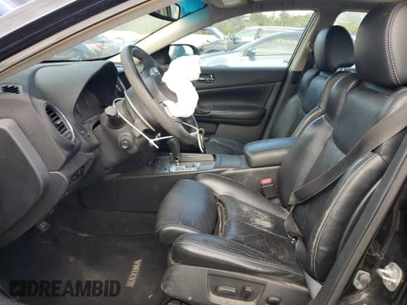 2013 Nissan Maxima SV with VIN 1N4AA5AP8DC845487, listed as a Copart auction lot 87098385 with 105,766 mi miles and Salvage title. Bid and sale history available at DreamBid. Image 7.