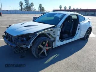 ✅ 2015 Hyundai Genesis Coupe Ultimate • VIN: KMHHU6KJ3FU126351 • Lot: 41318016. Wystawiony na IAAI z przebiegiem 97 406 mil. Bezpłatny archiwum sprzedaży aukcyjnych z USA i szczegółowy raport historii pojazdu na DreamBid. Zdjęcie 2.