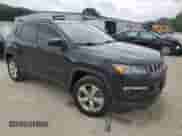 2019 Jeep Compass Latitude с VIN 3C4NJDBB9KT647351, выставлен на аукционе Copart как лот 85496025 с пробегом 46 840 миль миль и Списание • Salvage title. История ставок и продаж доступна на DreamBid. Изображение 4.