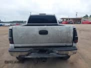 ✅ 2006 Chevrolet Silverado 2500HD LT3 • VIN: 1GCHK23D86F237137 • Lot: 42654117. Wystawiony na IAAI z przebiegiem Nie podano. Bezpłatny archiwum sprzedaży aukcyjnych z USA i szczegółowy raport historii pojazdu na DreamBid. Zdjęcie 16.