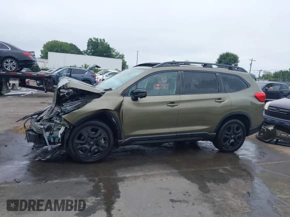 ✅ 2023 Subaru Ascent Onyx Limited • VIN: 4S4WMAKD4P3442868 • Lot: 42712228. Listed on IAAI with 50,036 mi. Free auction sales archive from the USA and detailed vehicle history report at DreamBid. Image 14.