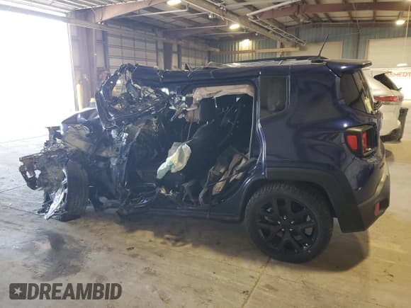 ✅ 2018 Jeep Renegade Latitude • VIN: ZACCJBBB2JPH47261 • Lot: 92503715. Wystawiony na Copart z przebiegiem Nie podano. Bezpłatny archiwum sprzedaży aukcyjnych z USA i szczegółowy raport historii pojazdu na DreamBid. Zdjęcie 2.