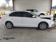✅ 2011 Volkswagen Jetta SE • VIN: 3VWDZ7AJXBM323475 • Lot: 43496583. Listed on IAAI with 107,404 mi. Free auction sales archive from the USA and detailed vehicle history report at DreamBid. Image 13.