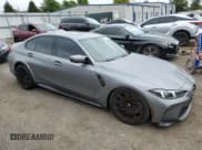 ✅ 2025 BMW M3 Competition xDrive • VIN: WBS33HJ0XSFU18401 • Лот: 72060865. Опубликован ранее на Copart с пробегом 6 377 миль. Бесплатный доступ к архиву аукционных продаж из США и подробный отчёт об истории автомобиля на DreamBid. Изображение 4.