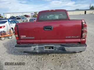 ✅ 2005 Chevrolet Silverado 1500 LS • VIN: 2GCEC19V351284558 • Lot: 70009574. Wystawiony na Copart z przebiegiem 114 355 mil mil. Skorzystaj z bezpłatnego archiwum sprzedaży aukcyjnych z USA i zobacz szczegółowy raport historii pojazdu na DreamBid. Zdjęcie 6.