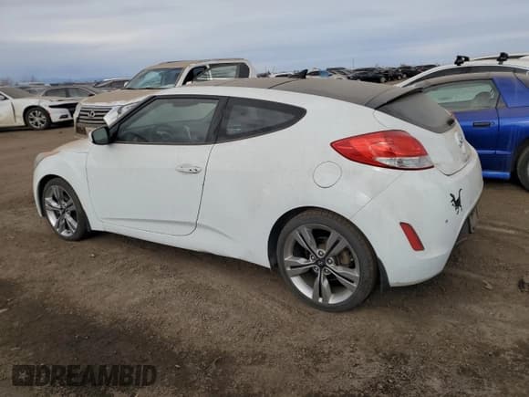 ✅ 2013 Hyundai Veloster w/Black Int • VIN: KMHTC6AD2DU136245 • Lot: 83428584. Wystawiony na Copart z przebiegiem 91 816 mil. Bezpłatny archiwum sprzedaży aukcyjnych z USA i szczegółowy raport historii pojazdu na DreamBid. Zdjęcie 2.