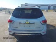 ✅ 2015 Nissan Pathfinder SV • VIN: 5N1AR2MN9FC707418 • Lot: 43697097. Listed on IAAI with 96,357 mi. Free auction sales archive from the USA and detailed vehicle history report at DreamBid. Image 16.