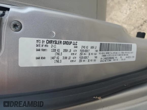 ✅ 2011 Volkswagen Routan SEL • VIN: 2V4RW5DG2BR669962 • Lot: 70767335. Wystawiony na Copart z przebiegiem 168 500 mil. Bezpłatny archiwum sprzedaży aukcyjnych z USA i szczegółowy raport historii pojazdu na DreamBid. Zdjęcie 13.