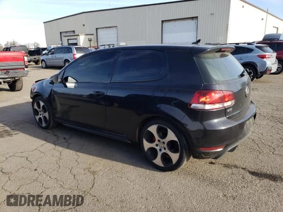 ✅ 2011 Volkswagen Golf GTI PZEV • VIN: WVWFD7AJ3BW145077 • Лот: 88757185. Опубликован ранее на Copart с пробегом 102 317 миль. Бесплатный доступ к архиву аукционных продаж из США и подробный отчёт об истории автомобиля на DreamBid. Изображение 2.
