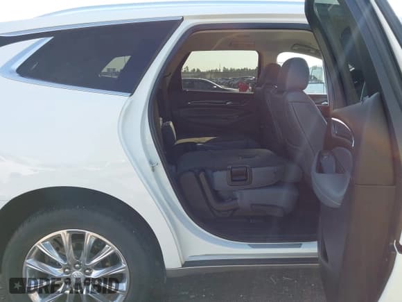 ✅ 2021 Buick Enclave Essence • VIN: 5GAERBKW9MJ234678 • Лот: 43516791. Опубликован ранее на IAAI с пробегом 45 858 миль. Бесплатный доступ к архиву аукционных продаж из США и подробный отчёт об истории автомобиля на DreamBid. Изображение 8.