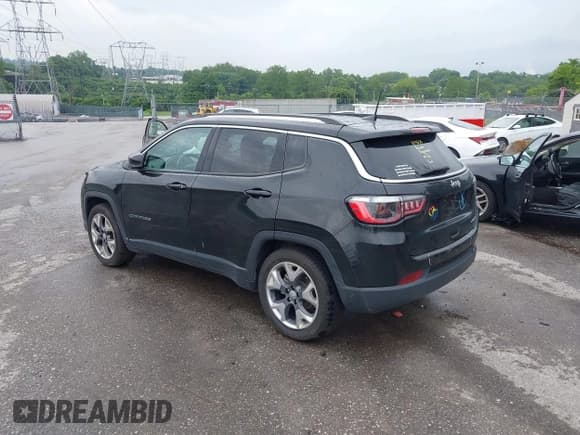 ✅ 2020 Jeep Compass Limited • VIN: 3C4NJCCB3LT169096 • Lot: 42611871. Listed on IAAI with 82,801 mi. Free auction sales archive from the USA and detailed vehicle history report at DreamBid. Image 3.