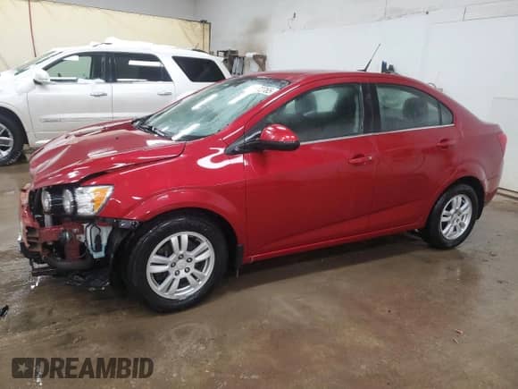 2012 Chevrolet Sonic LT z VIN 1G1JC5SB7C4222161, wystawiony jako Copart lot #45002765 z przebiegiem 94 450 mil mil oraz Czysty tytuł • Clean title. Historia ofert i sprzedaży dostępna na DreamBid. Obrazek 1.