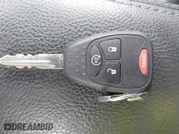 ✅ 2010 Dodge Dakota Bighorn/Lonestar • VIN: 1D7CW3GPXAS116883 • Lot: 42329654. Wystawiony na IAAI z przebiegiem 90 057 mil. Bezpłatny archiwum sprzedaży aukcyjnych z USA i szczegółowy raport historii pojazdu na DreamBid. Zdjęcie 11.