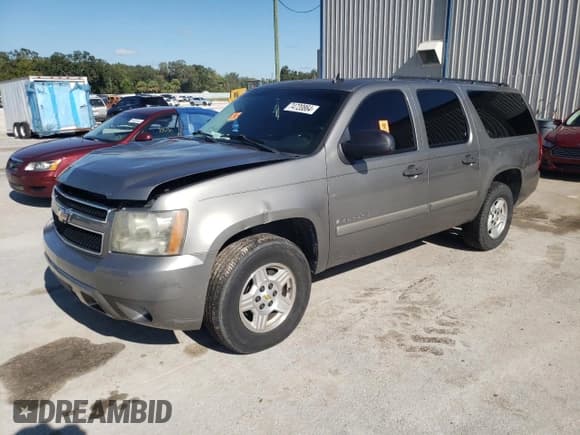 ✅ 2008 Chevrolet Suburban LTZ • VIN: 1GNFC16098R257462 • Lot: 74720864. Wystawiony na Copart z przebiegiem 290 336 mil. Bezpłatny archiwum sprzedaży aukcyjnych z USA i szczegółowy raport historii pojazdu na DreamBid. Zdjęcie 1.