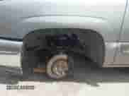 2006 Chevrolet Silverado 1500 LT2 z VIN 2GCEC19T361333158, wystawiony jako IAAI lot #42218305 z przebiegiem 220 009 mil mil oraz . Historia ofert i sprzedaży dostępna na DreamBid. Obrazek 6.