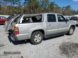 2004 Chevrolet Suburban LT с VIN 3GNEC16Z54G337281, выставлен на аукционе Copart как лот 77038124 с пробегом 188 798 миль миль и Списание • Salvage title. История ставок и продаж доступна на DreamBid. Изображение 3.