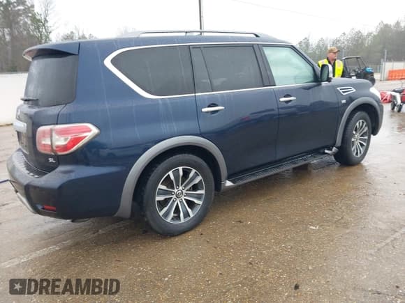 ✅ 2020 Nissan Armada SL • VIN: JN8AY2ND3L9110873 • Lot: 41272945. Wystawiony na IAAI z przebiegiem 109 968 mil. Bezpłatny archiwum sprzedaży aukcyjnych z USA i szczegółowy raport historii pojazdu na DreamBid. Zdjęcie 4.