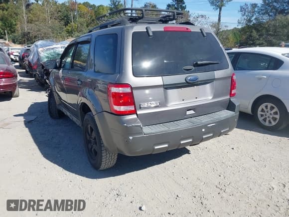 ✅ 2012 Ford Escape Limited • VIN: 1FMCU0E75CKA78964 • Lot: 43518678. Wystawiony na IAAI z przebiegiem 202 987 mil. Bezpłatny archiwum sprzedaży aukcyjnych z USA i szczegółowy raport historii pojazdu na DreamBid. Zdjęcie 3.