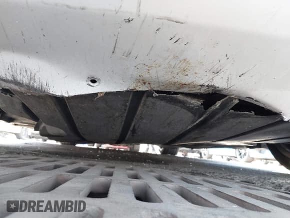 ✅ 2011 BMW 3 Series 335i • VIN: WBAKG7C53BE598107 • Лот: 42498533. Опубликован ранее на IAAI с пробегом 129 784 миль. Бесплатный доступ к архиву аукционных продаж из США и подробный отчёт об истории автомобиля на DreamBid. Изображение 6.