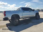 ✅ 2020 Chevrolet Silverado 1500 Custom Trail Boss • VIN: 1GCPYCEFXLZ361029 • Lot: 60386244. Wystawiony na Copart z przebiegiem 41 525 mil. Bezpłatny archiwum sprzedaży aukcyjnych z USA i szczegółowy raport historii pojazdu na DreamBid. Zdjęcie 3.