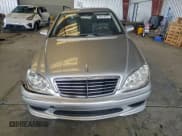 ✅ 2006 Mercedes-Benz S 430 • VIN: WDBNG70J26A473421 • Lot: 95914055. Wystawiony na Copart z przebiegiem 67 664 mil. Bezpłatny archiwum sprzedaży aukcyjnych z USA i szczegółowy raport historii pojazdu na DreamBid. Zdjęcie 5.