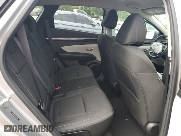 ✅ 2022 Hyundai Tucson SEL • VIN: 5NMJB3AE4NH069386 • Lot: 61701413. Wystawiony na Copart z przebiegiem 6 134 mil. Bezpłatny archiwum sprzedaży aukcyjnych z USA i szczegółowy raport historii pojazdu na DreamBid. Zdjęcie 11.