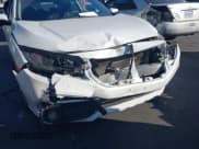 ✅ 2019 Honda Civic EX • VIN: 19XFC1F35KE202061 • Lot: 43630395. Wystawiony na IAAI z przebiegiem 36 223 mil. Bezpłatny archiwum sprzedaży aukcyjnych z USA i szczegółowy raport historii pojazdu na DreamBid. Zdjęcie 6.