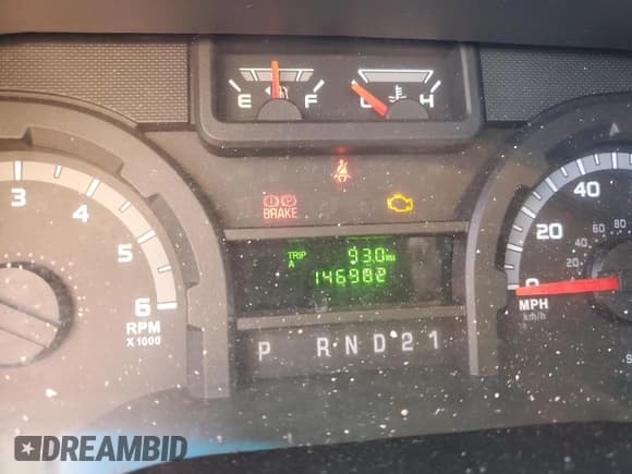 ✅ 2014 Ford Econoline Cargo Commercial • VIN: 1FTNS2EW6EDA15997 • Lot: 82108024. Listed on Copart with 146,982 mi. Free auction sales archive from the USA and detailed vehicle history report at DreamBid. Image 9.