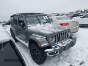 ✅ 2023 Jeep Wrangler Sahara • VIN: 1C4JJXP65PW627482 • Lot: 43838266. Wystawiony na IAAI z przebiegiem 53 971 mil. Bezpłatny archiwum sprzedaży aukcyjnych z USA i szczegółowy raport historii pojazdu na DreamBid. Zdjęcie 13.