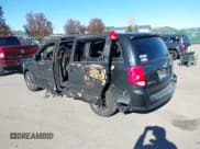 ✅ 2017 Dodge Grand Caravan SXT • VIN: 2C4RDGCG4HR677308 • Lot: 42983478. Listed on IAAI with 112,000 mi. Free auction sales archive from the USA and detailed vehicle history report at DreamBid. Image 3.