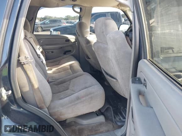 ✅ 2005 Chevrolet Tahoe LT • VIN: 1GNEK13T05J184313 • Лот: 43522099. Опубликован ранее на IAAI с пробегом 275 891 миль. Бесплатный доступ к архиву аукционных продаж из США и подробный отчёт об истории автомобиля на DreamBid. Изображение 8.