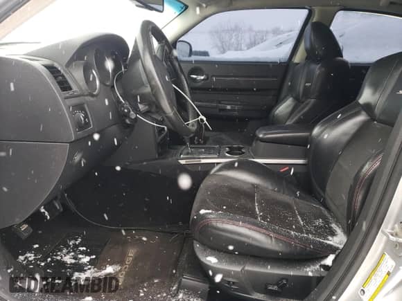 2008 Dodge Charger SRT-8 с VIN 2B3LA73W68H198045, выставлен на аукционе Copart как лот 41621975 с пробегом 215 475 миль миль и Списание • Salvage title. История ставок и продаж доступна на DreamBid. Изображение 7.