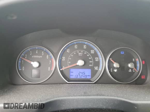 2008 Hyundai Santa Fe SE с VIN 5NMSH13E48H195983, выставлен на аукционе Copart как лот 71816664 с пробегом 137 249 миль миль и Списание • Salvage title. История ставок и продаж доступна на DreamBid. Изображение 9.