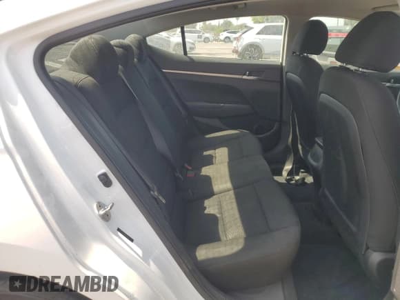 ✅ 2019 Hyundai Elantra SE • VIN: 5NPD74LF9KH453110 • Lot: 61613405. Listed on Copart with 116,197 mi. Free auction sales archive from the USA and detailed vehicle history report at DreamBid. Image 10.