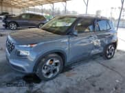 ✅ 2022 Hyundai Venue SEL • VIN: KMHRC8A31NU142584 • Лот: 45312955. Опубликован ранее на Copart с пробегом 29 655 миль. Бесплатный доступ к архиву аукционных продаж из США и подробный отчёт об истории автомобиля на DreamBid. Изображение 1.