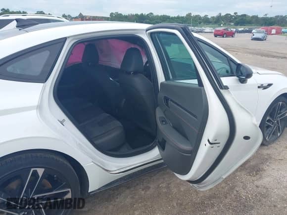 2024 Hyundai Sonata N Line with VIN KMHL54JC2RA418643, listed as a IAAI auction lot 43173088 with 27,398 mi miles and . Bid and sale history available at DreamBid. Image 8.