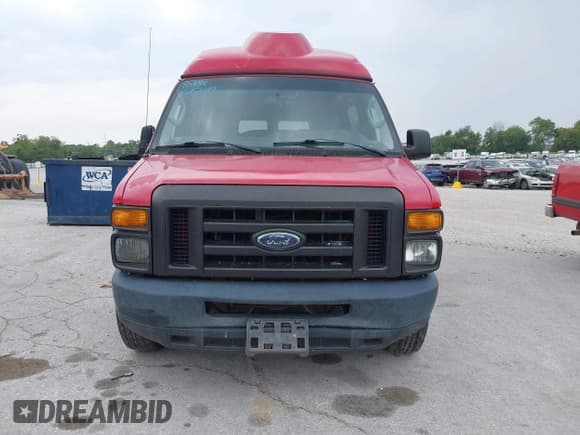 ✅ 2011 Ford Econoline Passenger XL • VIN: 1FBSS3BL3BDB09080 • Lot: 43151214. Listed on IAAI with 190,299 mi. Free auction sales archive from the USA and detailed vehicle history report at DreamBid. Image 12.