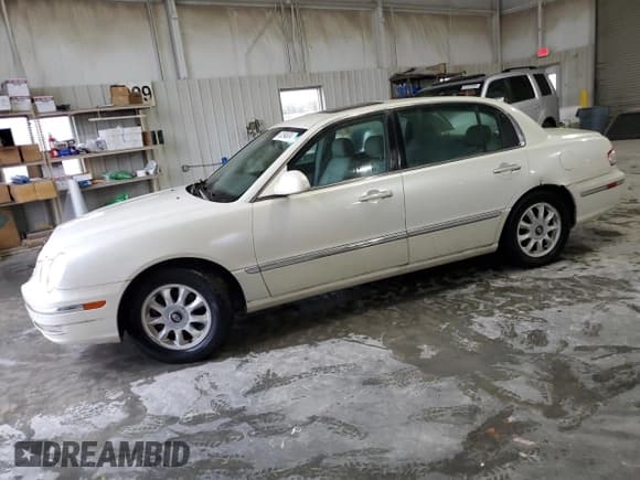 ✅ 2004 Kia Amanti • VIN: KNALD124145035031 • Lot: 81294924. Wystawiony na Copart z przebiegiem 136 941 mil. Bezpłatny archiwum sprzedaży aukcyjnych z USA i szczegółowy raport historii pojazdu na DreamBid. Zdjęcie 1.