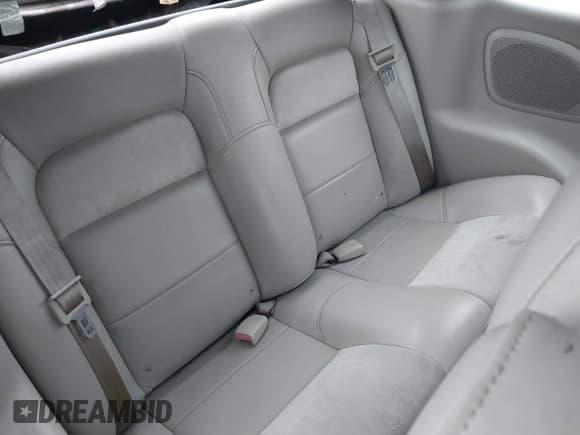 ✅ 2005 Chrysler Sebring Limited • VIN: 1C3EL65R35N516732 • Lot: 43753038. Wystawiony na IAAI z przebiegiem 130 956 mil. Bezpłatny archiwum sprzedaży aukcyjnych z USA i szczegółowy raport historii pojazdu na DreamBid. Zdjęcie 8.